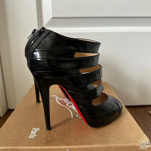 Christian Louboutin Gril Jazz Bootie - Picture 5 of 7